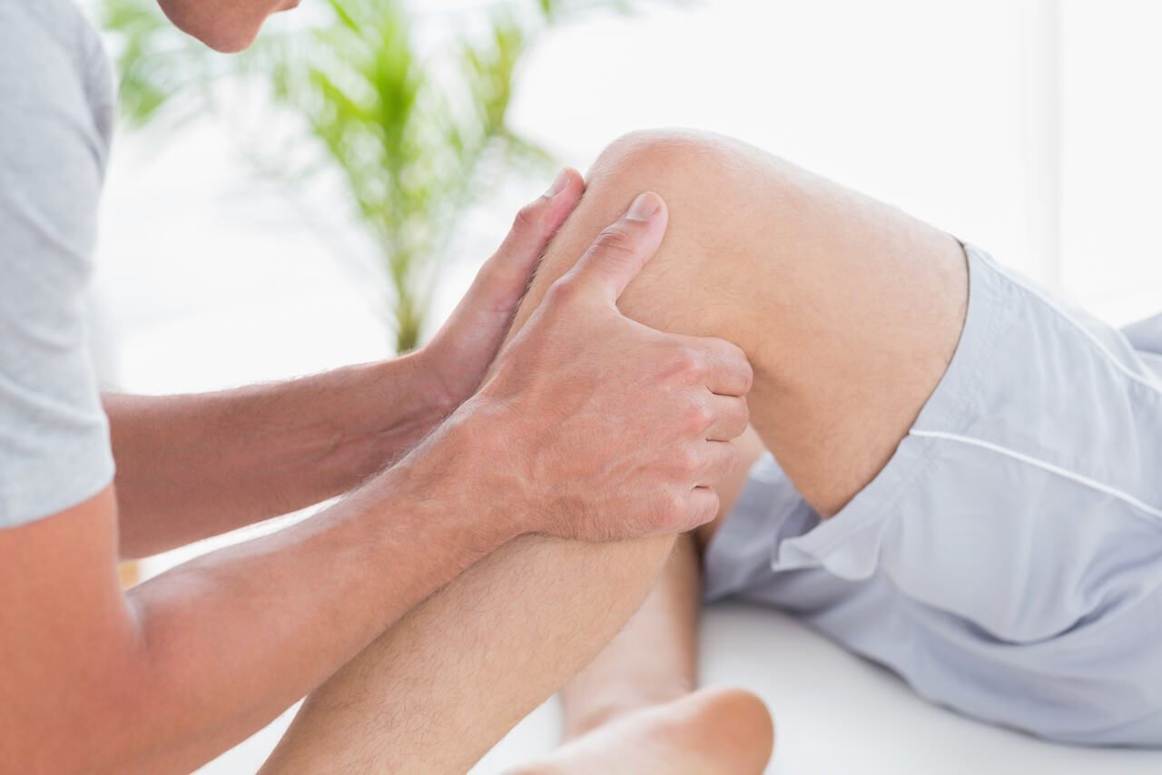 physiotherapy for knee pain downtown toronto